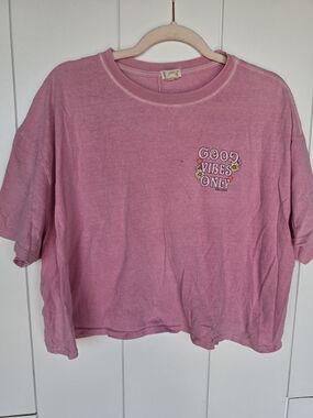 Billabong 'Good Vibes Only' Graphic Oversized Cropped T-shirt